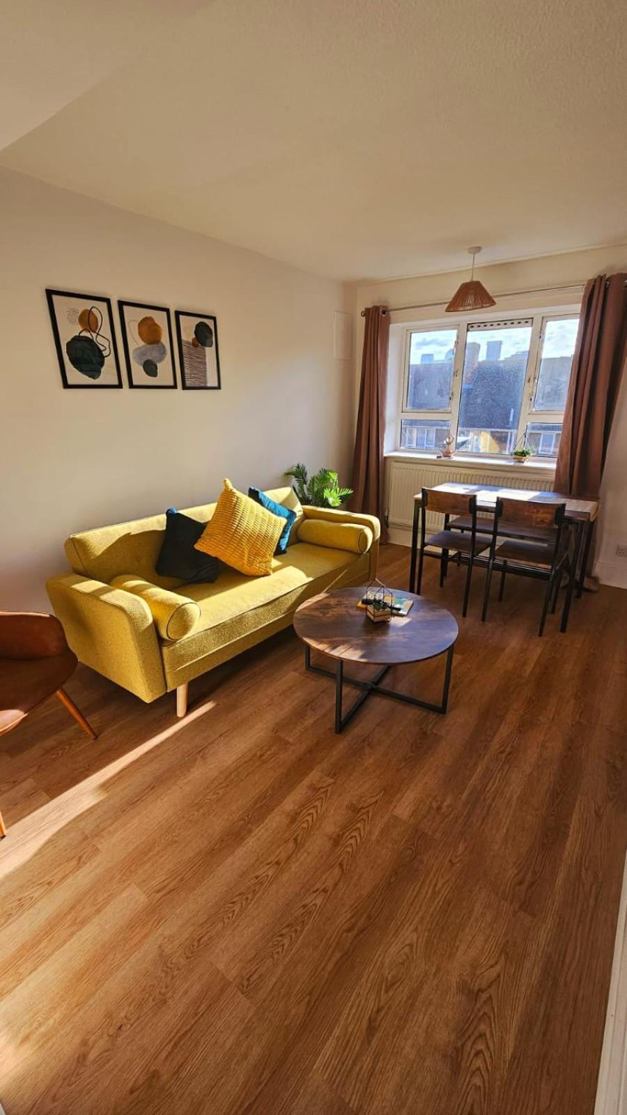 Excel O2 Stunning Large 3 Bedroom Apartment With Balcony Λονδίνο Εξωτερικό φωτογραφία